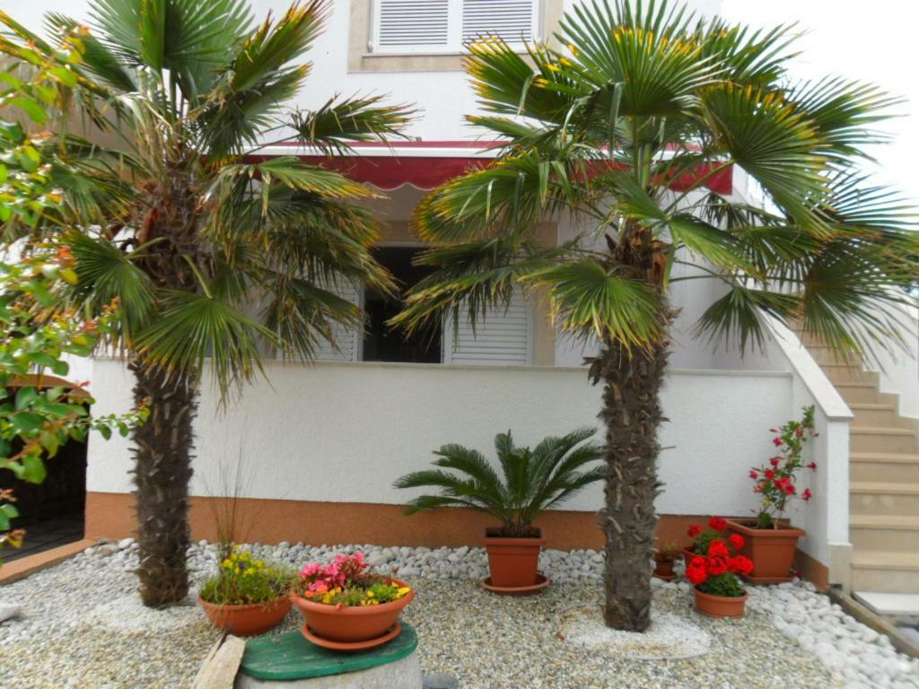 Apartman Kartec Krk Town Exterior foto