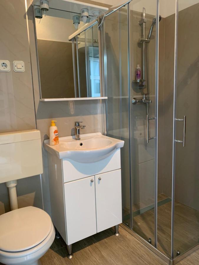 Apartman Kartec Krk Town Exterior foto